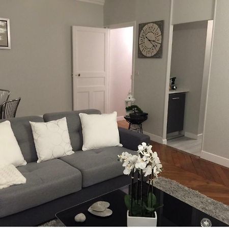 Le Doux Rendez-Vous Apartment Beaune  Bagian luar foto