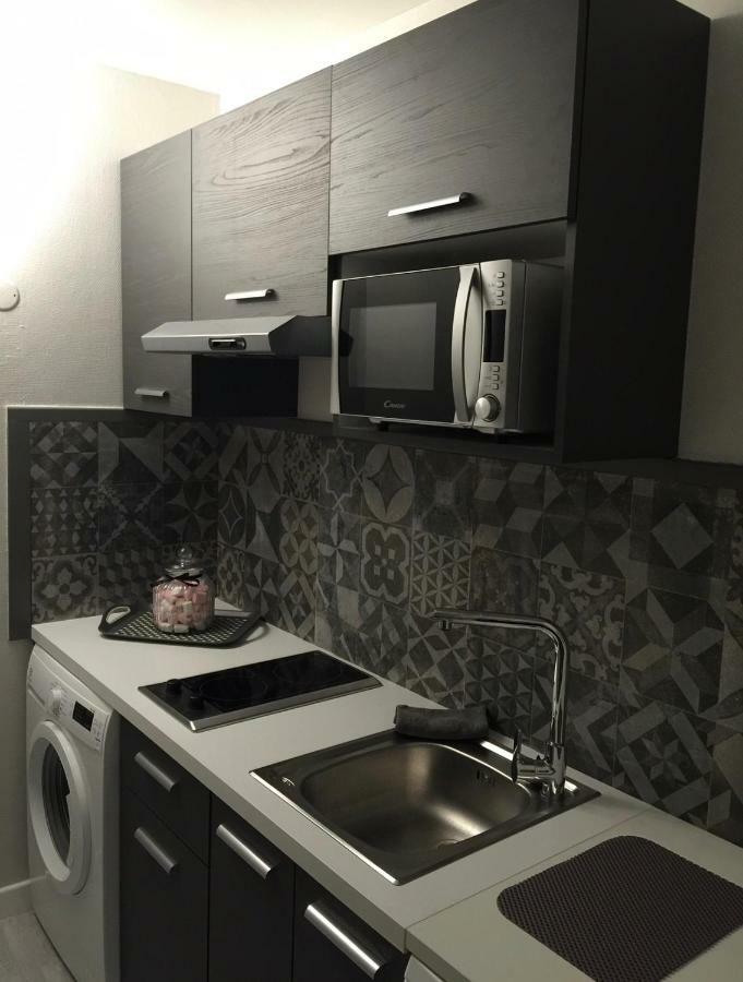 Le Doux Rendez-Vous Apartment Beaune  Bagian luar foto