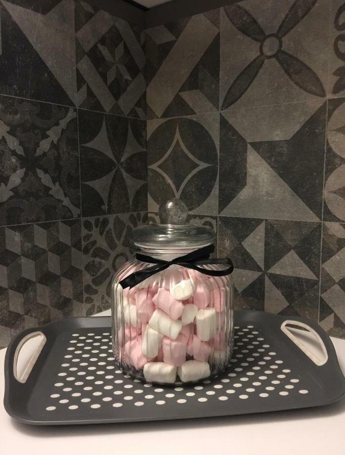 Le Doux Rendez-Vous Apartment Beaune  Bagian luar foto