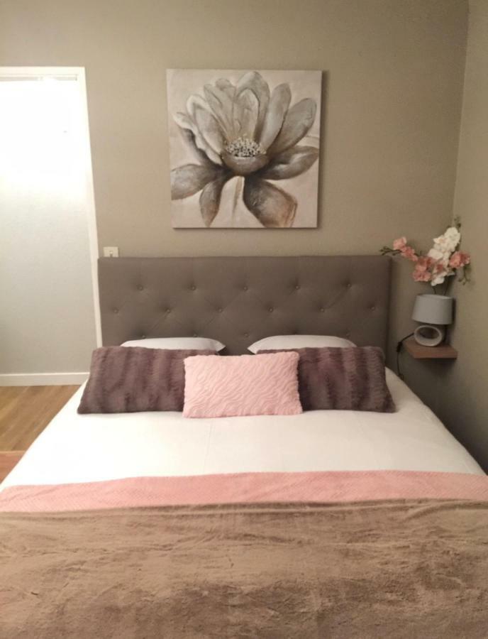 Le Doux Rendez-Vous Apartment Beaune  Bagian luar foto